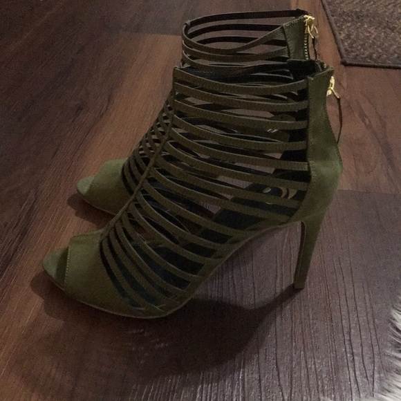 Shoes - Perfect for the season!